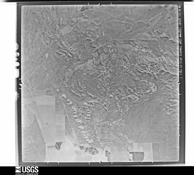 U.S. Geological Survey aerial photograph, 1960-04-02, scale 1:61600