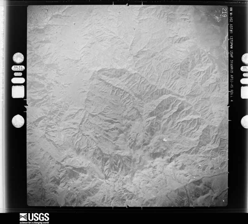U.S. Geological Survey aerial photograph, 1960-04-02, scale 1:61600