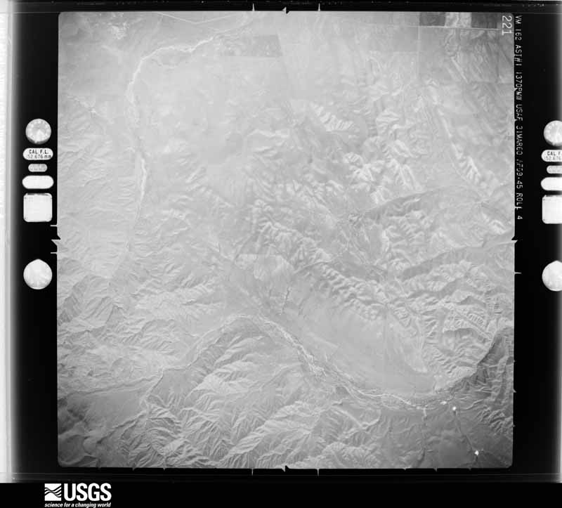 U.S. Geological Survey aerial photograph, 1960-04-02, scale 1:61600