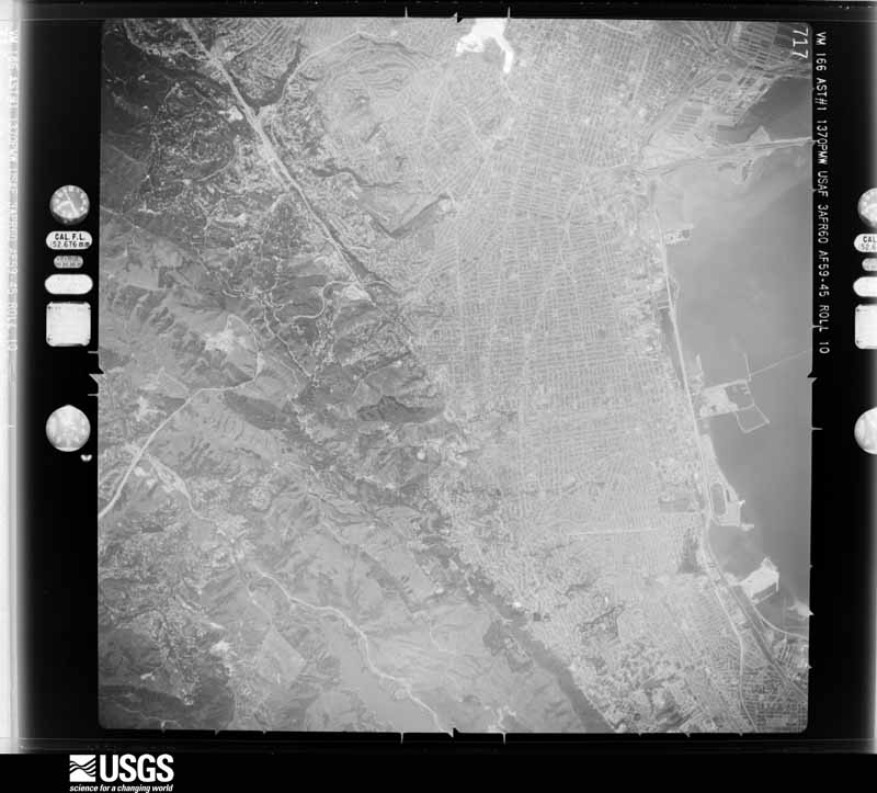 U.S. Geological Survey aerial photograph, 1960-04-10, scale 1:61600