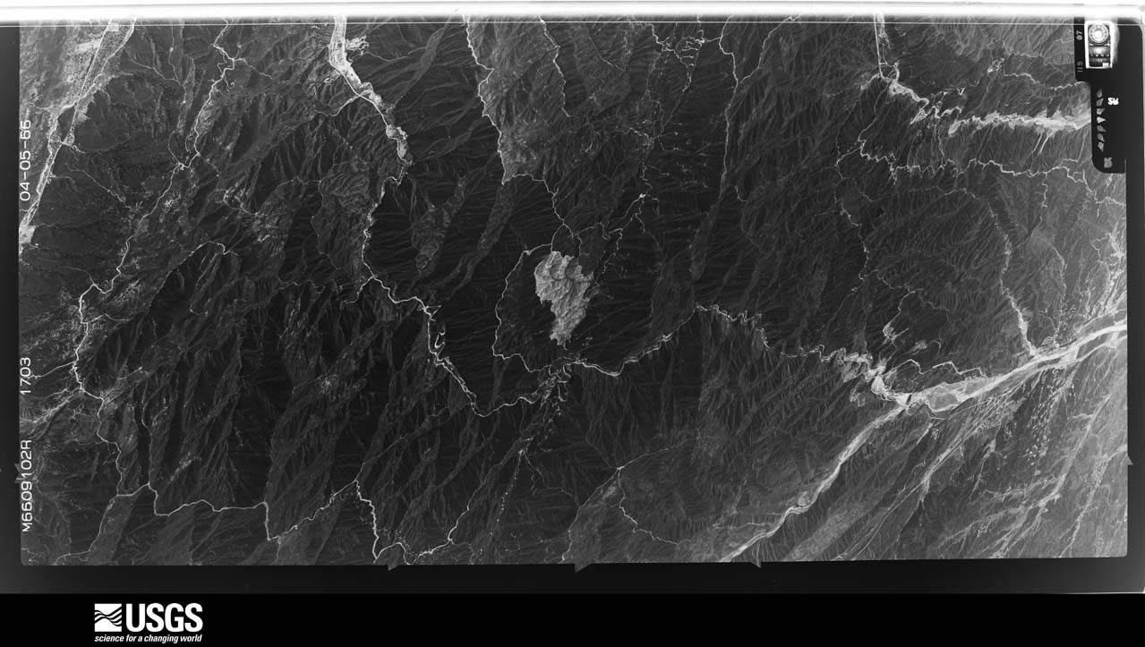 U.S. Geological Survey aerial photograph, 1966-04-05, scale 1:21670