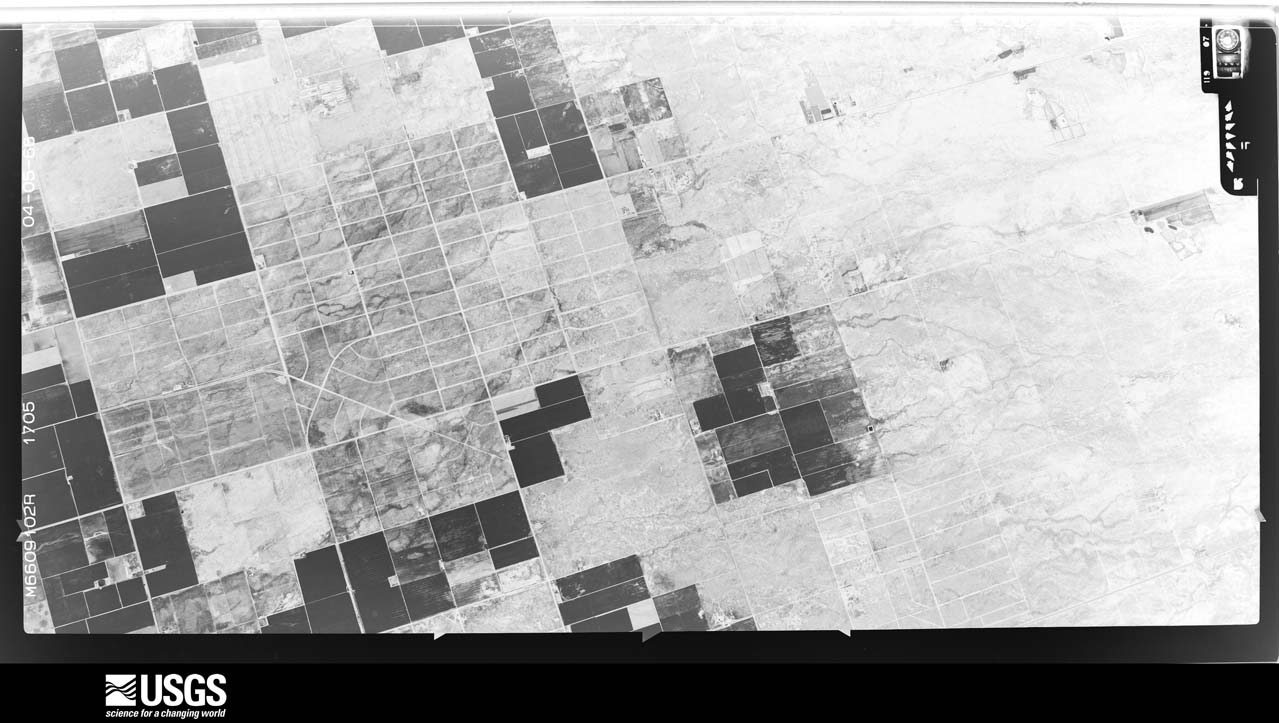 U.S. Geological Survey aerial photograph, 1966-04-05, scale 1:21670