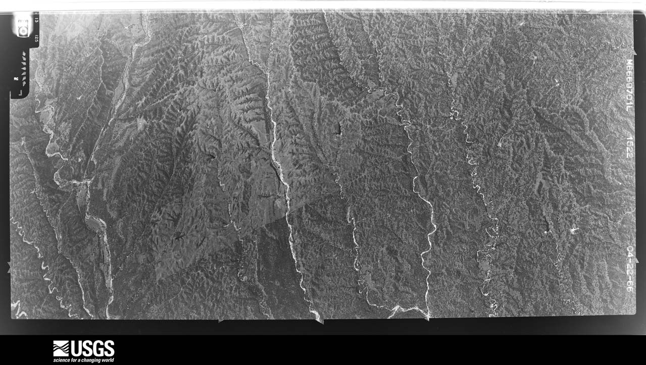 U.S. Geological Survey aerial photograph, 1966-04-22, scale 1:21660