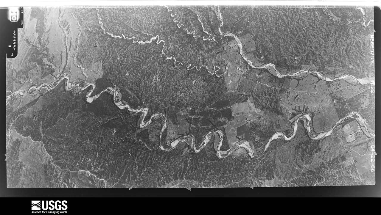 U.S. Geological Survey aerial photograph, 1966-04-22, scale 1:21660