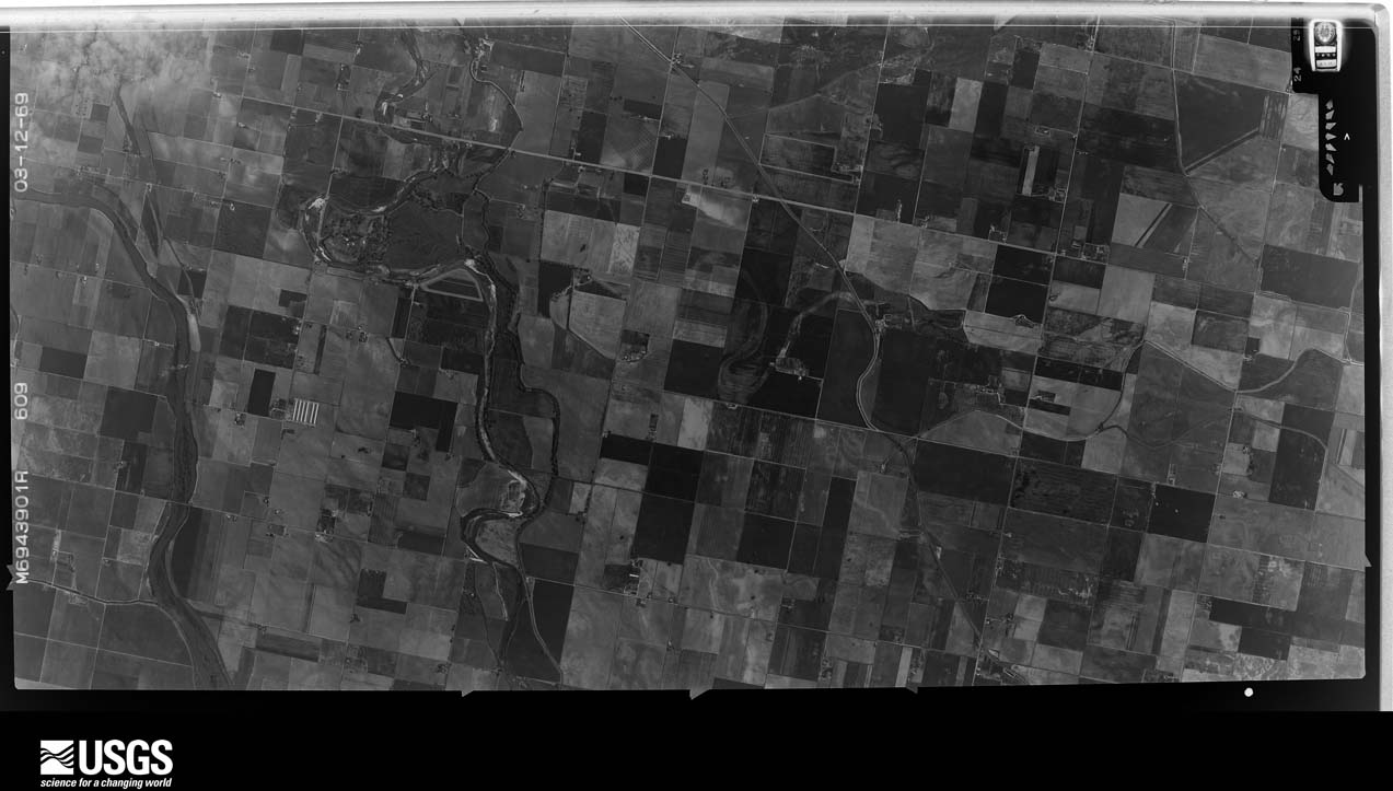 U.S. Geological Survey aerial photograph, 1969-03-12, scale 1:21670