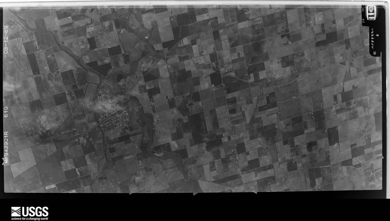 U.S. Geological Survey aerial photograph, 1969-03-12, scale 1:21670
