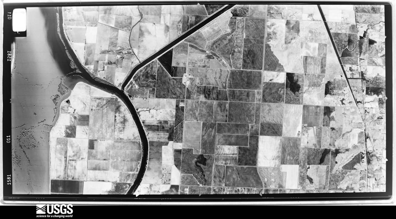 U.S. Geological Survey aerial photograph, 1974-01-21, scale 1:30000