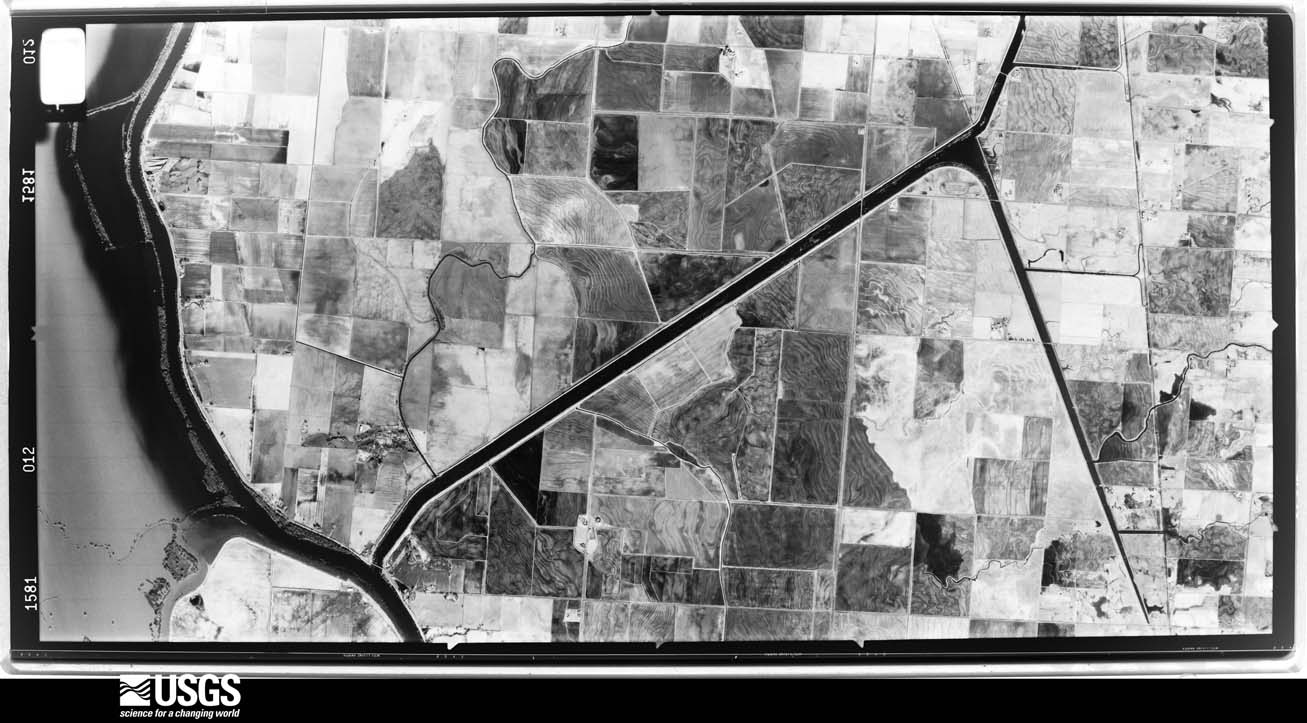 U.S. Geological Survey aerial photograph, 1974-01-21, scale 1:30000