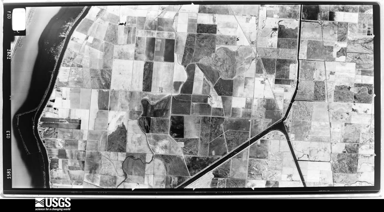 U.S. Geological Survey aerial photograph, 1974-01-21, scale 1:30000