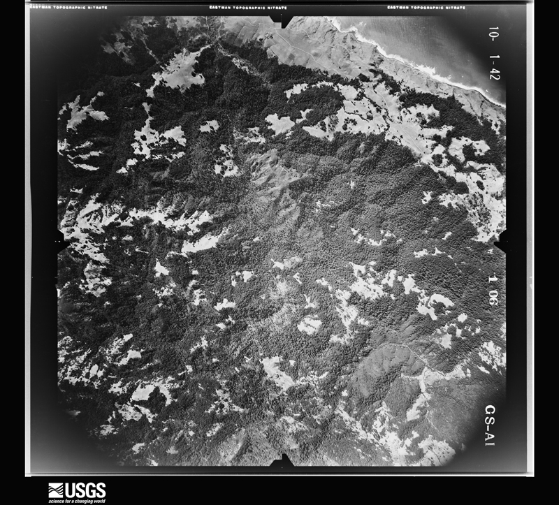 U.S. Geological Survey aerial photograph, 1942-10-01, scale 1:27200