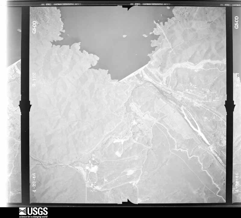 U.S. Geological Survey aerial photograph, 1946-04-01, scale 1:20000
