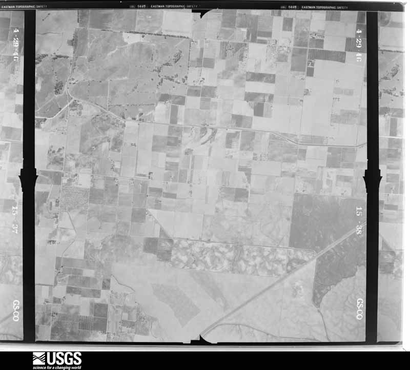 U.S. Geological Survey aerial photograph, 1946-04-01, scale 1:20000