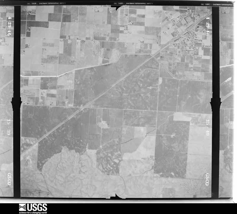 U.S. Geological Survey aerial photograph, 1946-04-01, scale 1:20000