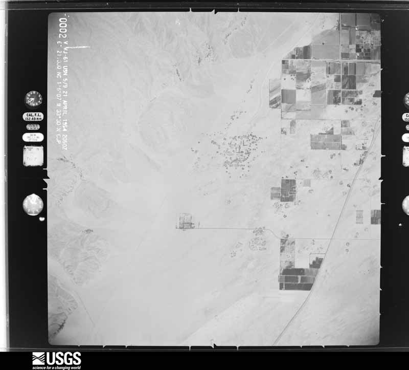 U.S. Geological Survey aerial photograph, 1954-04-21, scale 1:37400