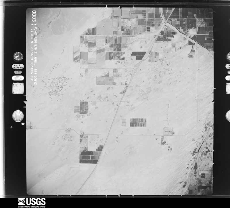 U.S. Geological Survey aerial photograph, 1954-04-21, scale 1:37400