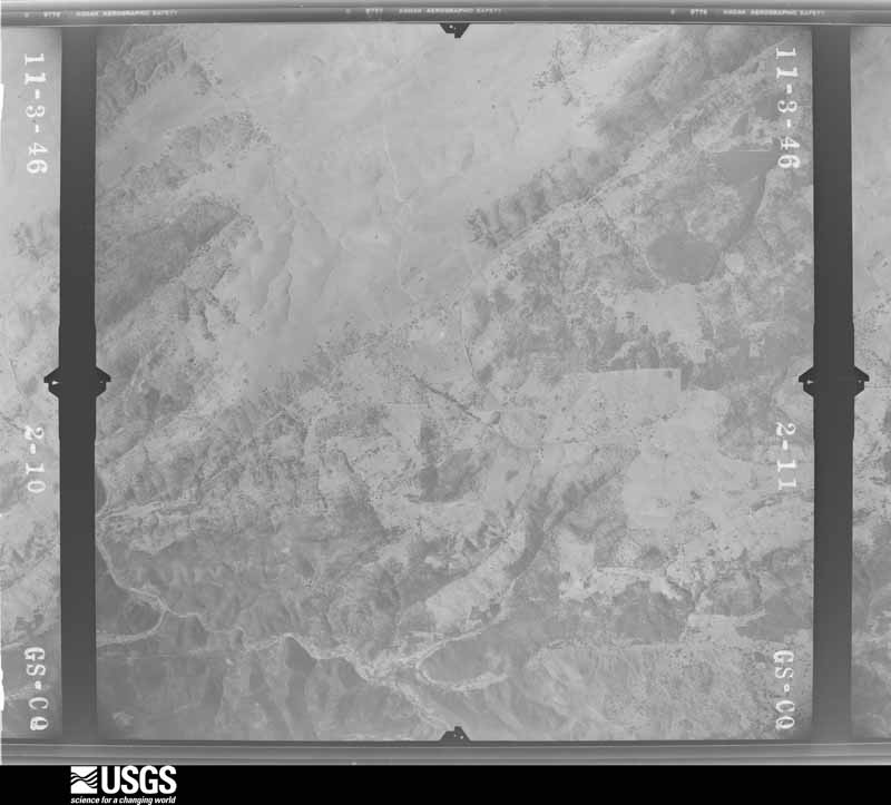 U.S. Geological Survey aerial photograph, 1946-11-27, scale 1:37400