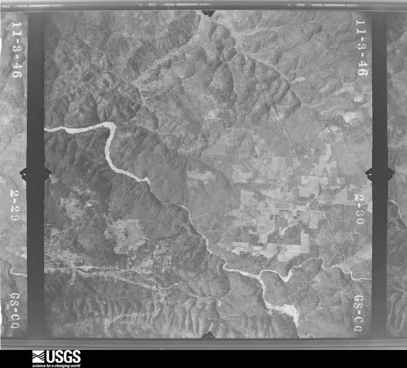 U.S. Geological Survey aerial photograph, 1946-11-27, scale 1:37400