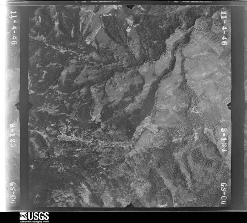 U.S. Geological Survey aerial photograph, 1946-11-27, scale 1:37400
