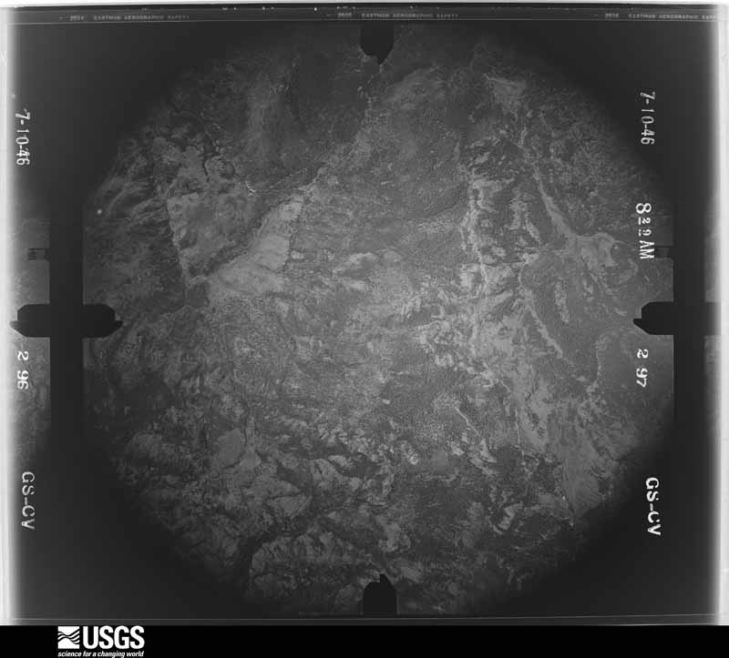 U.S. Geological Survey aerial photograph, 1946-11-01, scale 1:51000