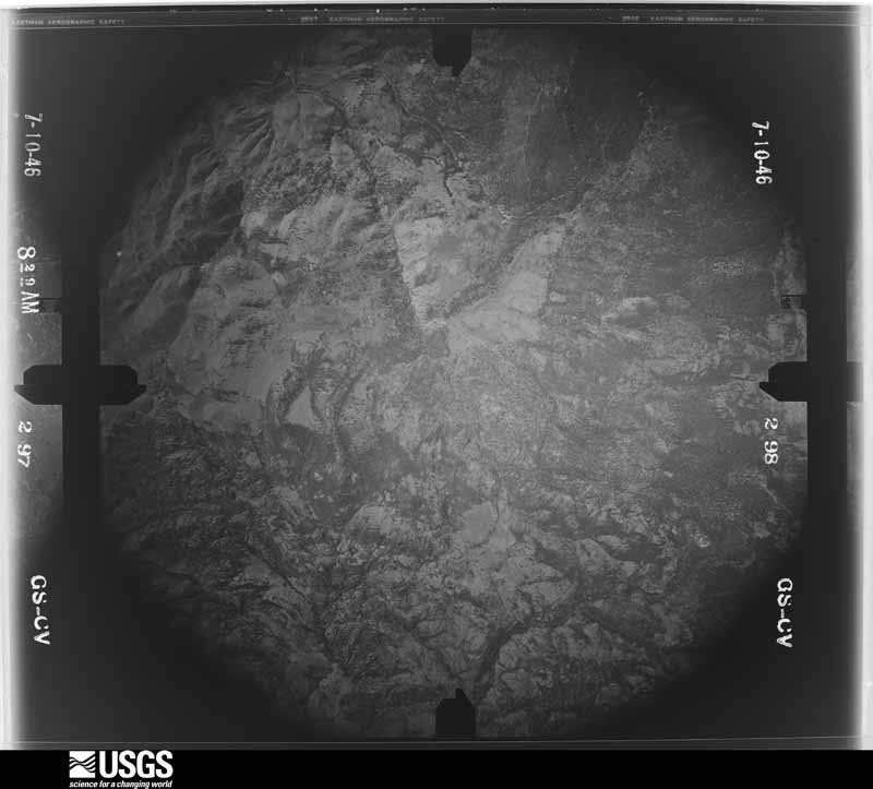U.S. Geological Survey aerial photograph, 1946-11-01, scale 1:51000