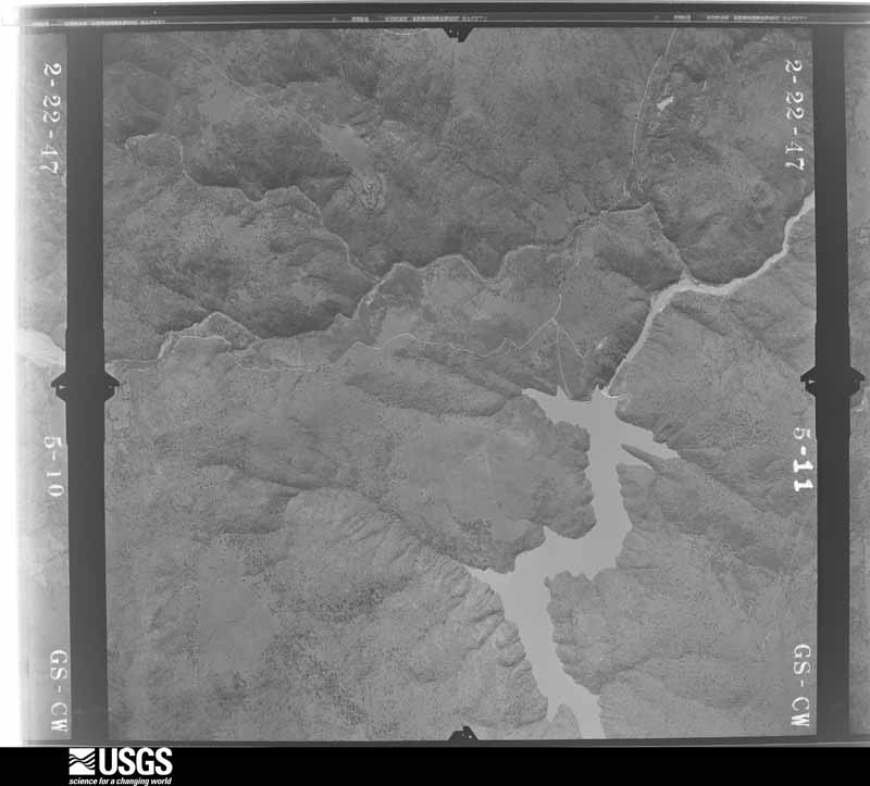 U.S. Geological Survey aerial photograph, 1947-02-01, scale 1:28400