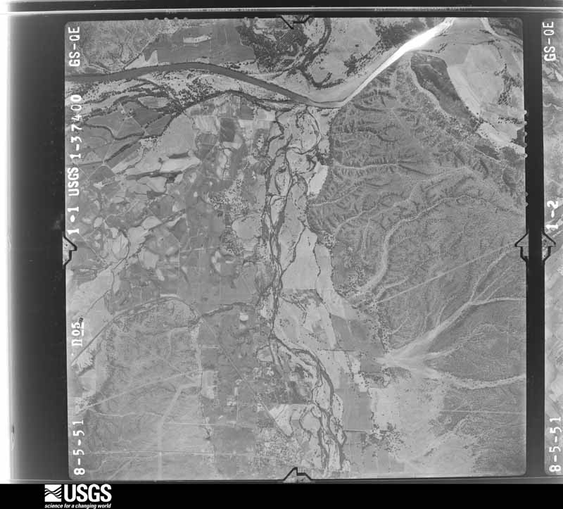 U.S. Geological Survey aerial photograph, 1951-08-05, scale 1:37400