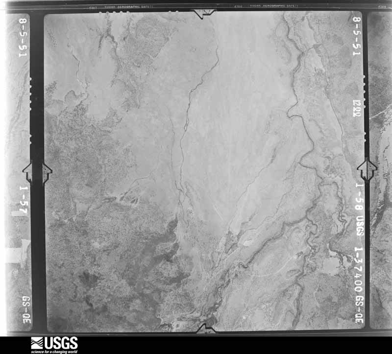 U.S. Geological Survey aerial photograph, 1951-08-05, scale 1:37400
