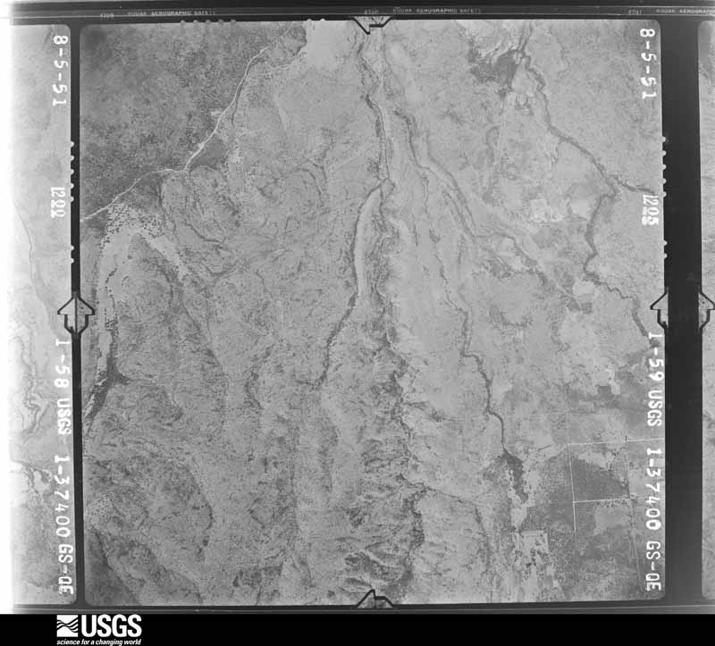 U.S. Geological Survey aerial photograph, 1951-08-31, scale 1:37400
