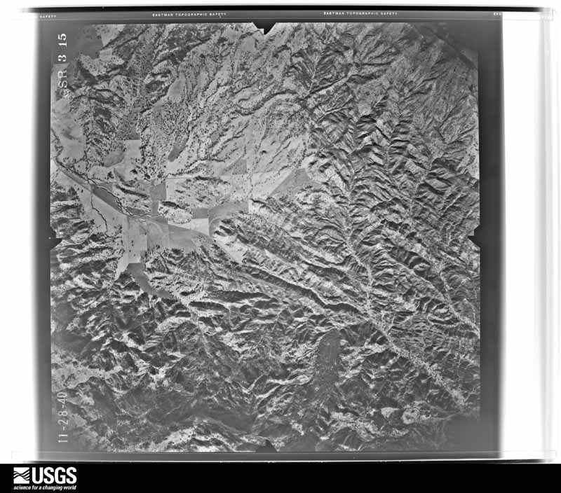 U.S. Geological Survey aerial photograph, 1940-11-28, scale 1:34680