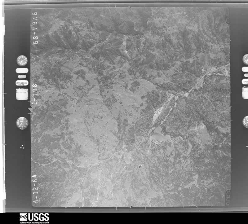 U.S. Geological Survey aerial photograph, 1964-06-01, scale 1:34000