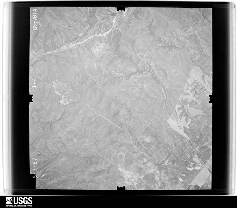 U.S. Geological Survey aerial photograph, 1967-06-01, scale 1:32000