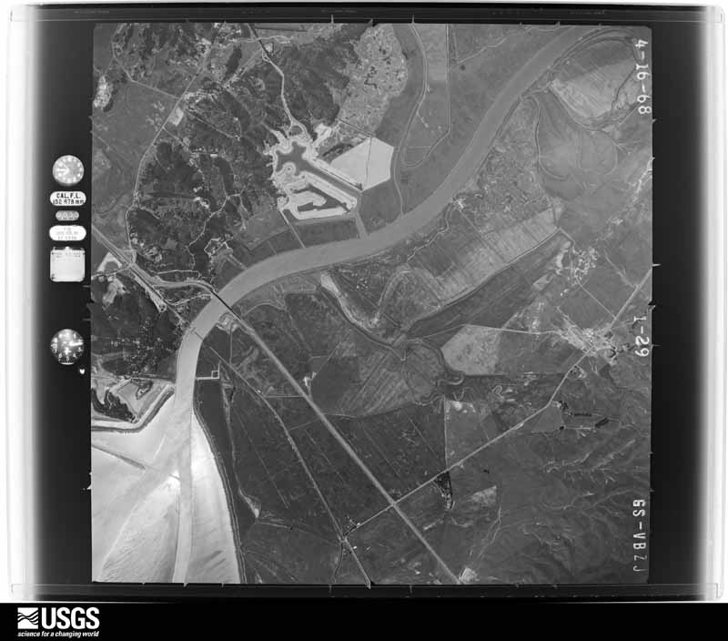U.S. Geological Survey aerial photograph, 1968-04-16, scale 1:30000
