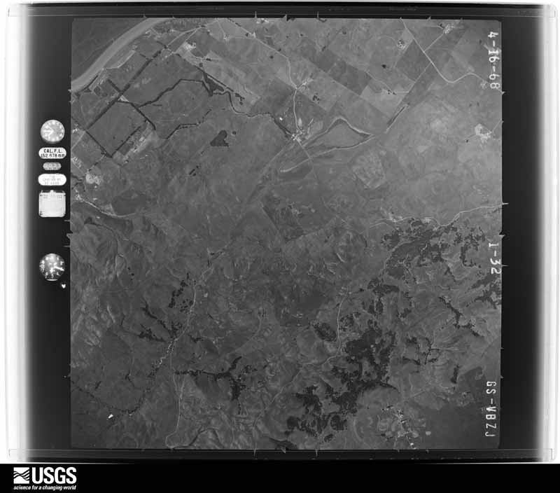 U.S. Geological Survey aerial photograph, 1968-04-16, scale 1:30000