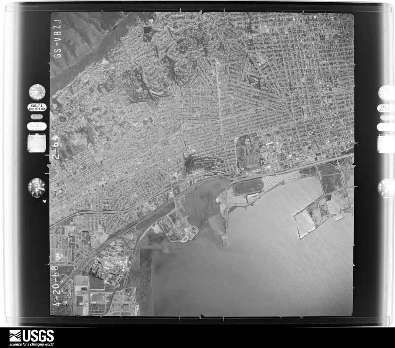 U.S. Geological Survey aerial photograph, 1968-04-20, scale 1:30000