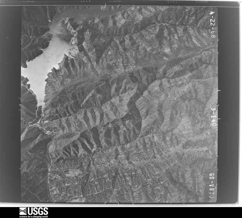 U.S. Geological Survey aerial photograph, 1968-04-22, scale 1:30000