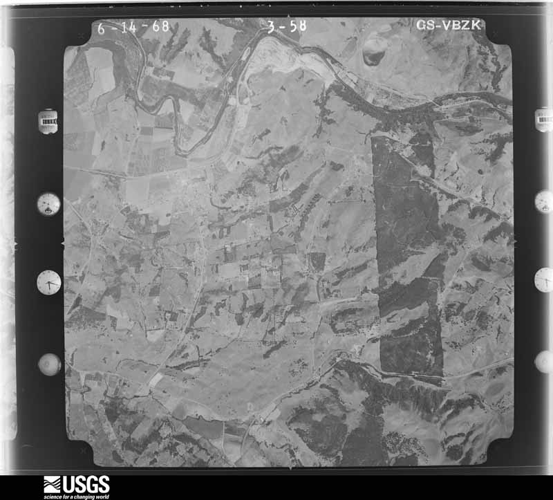 U.S. Geological Survey aerial photograph, 1968-06-01, scale 1:30000