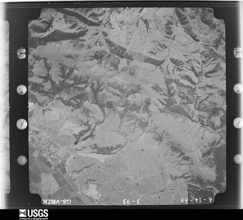 U.S. Geological Survey aerial photograph, 1968-06-01, scale 1:30000
