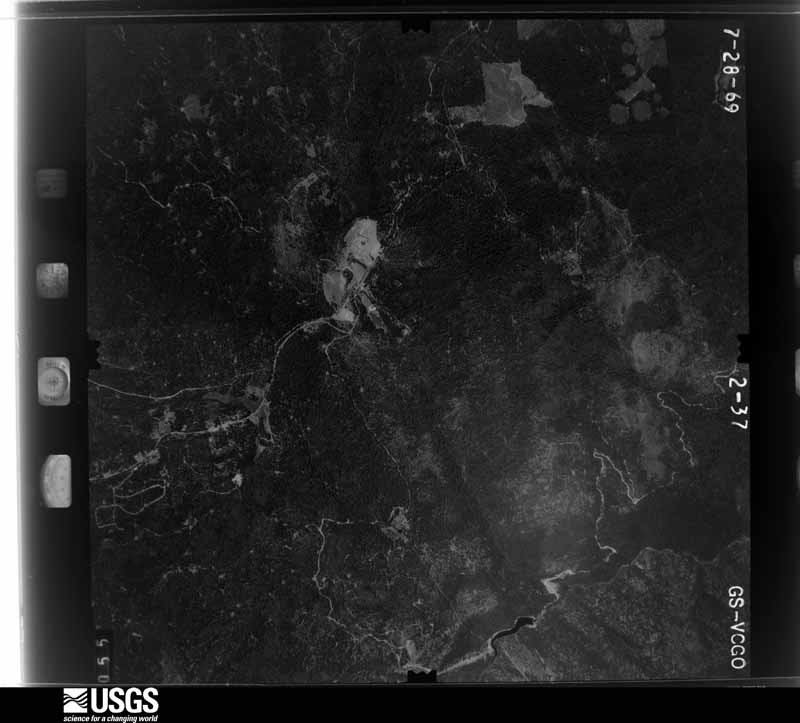 U.S. Geological Survey aerial photograph, 1969-08-04, scale 1:32000