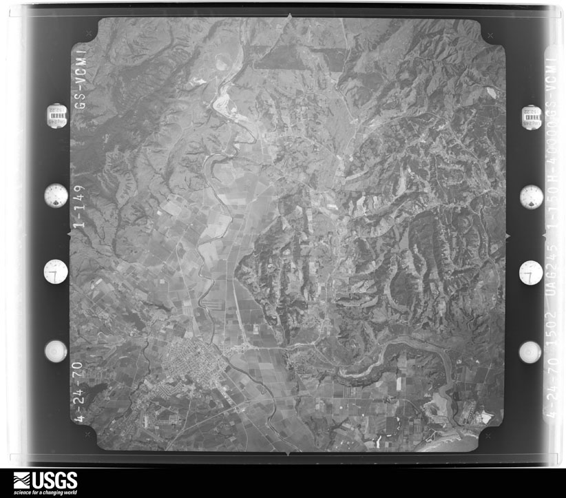 U.S. Geological Survey aerial photograph, 1970-04-24, scale 1:80000