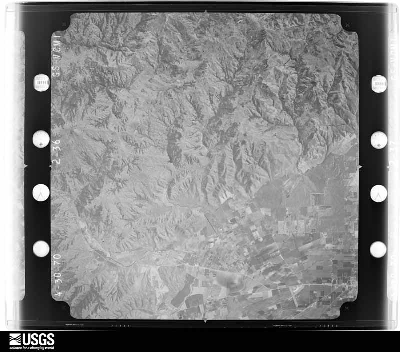 U.S. Geological Survey aerial photograph, 1970-04-30, scale 1:80000