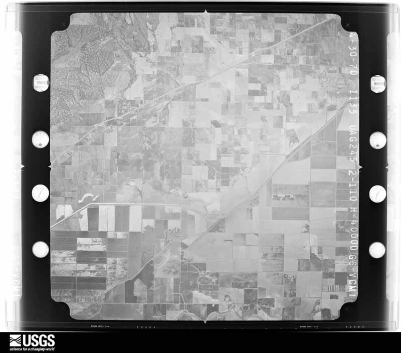 U.S. Geological Survey aerial photograph, 1970-04-30, scale 1:80000