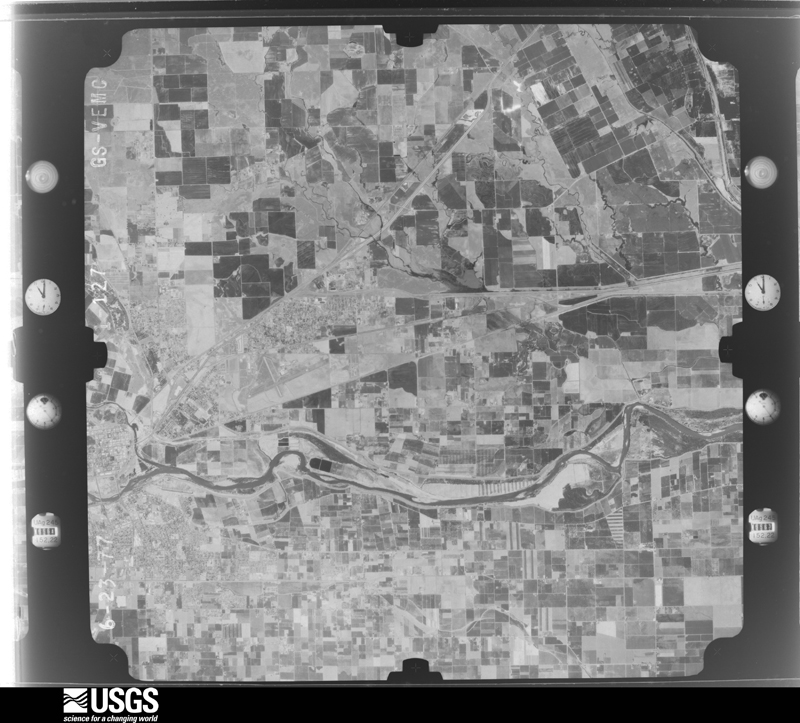 U.S. Geological Survey aerial photograph, 1977-06-23, scale 1:78000