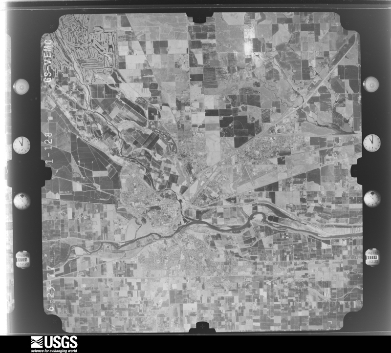 U.S. Geological Survey aerial photograph, 1977-06-23, scale 1:78000