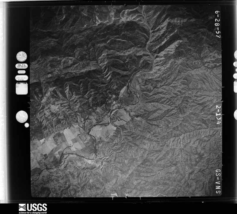 U.S. Geological Survey aerial photograph, 1957-08-03, scale 1:47000