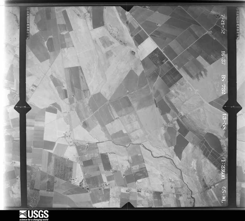 U.S. Geological Survey aerial photograph, 1952-07-27, scale 1:23600