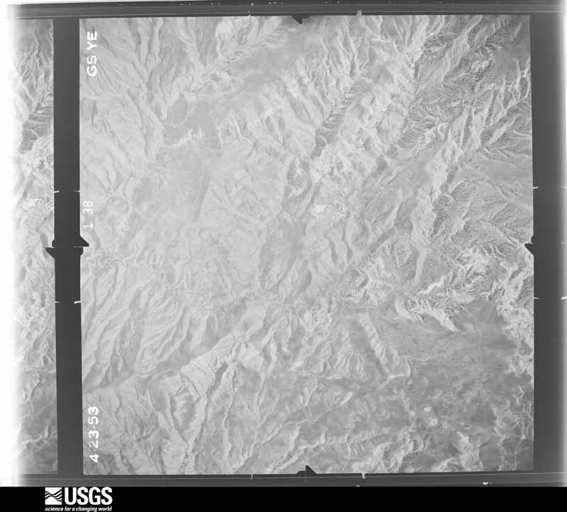 U.S. Geological Survey aerial photograph, 1953-04-01, scale 1:23600