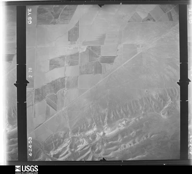 U.S. Geological Survey aerial photograph, 1953-04-01, scale 1:23600