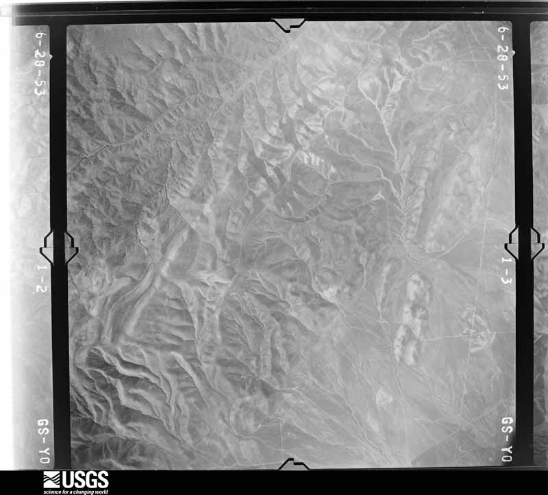 U.S. Geological Survey aerial photograph, 1953-06-01, scale 1:37400
