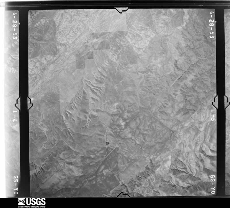 U.S. Geological Survey aerial photograph, 1953-06-01, scale 1:37400