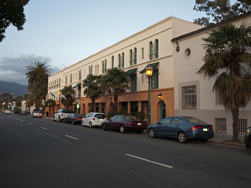 Photograph of Virginia Hotel